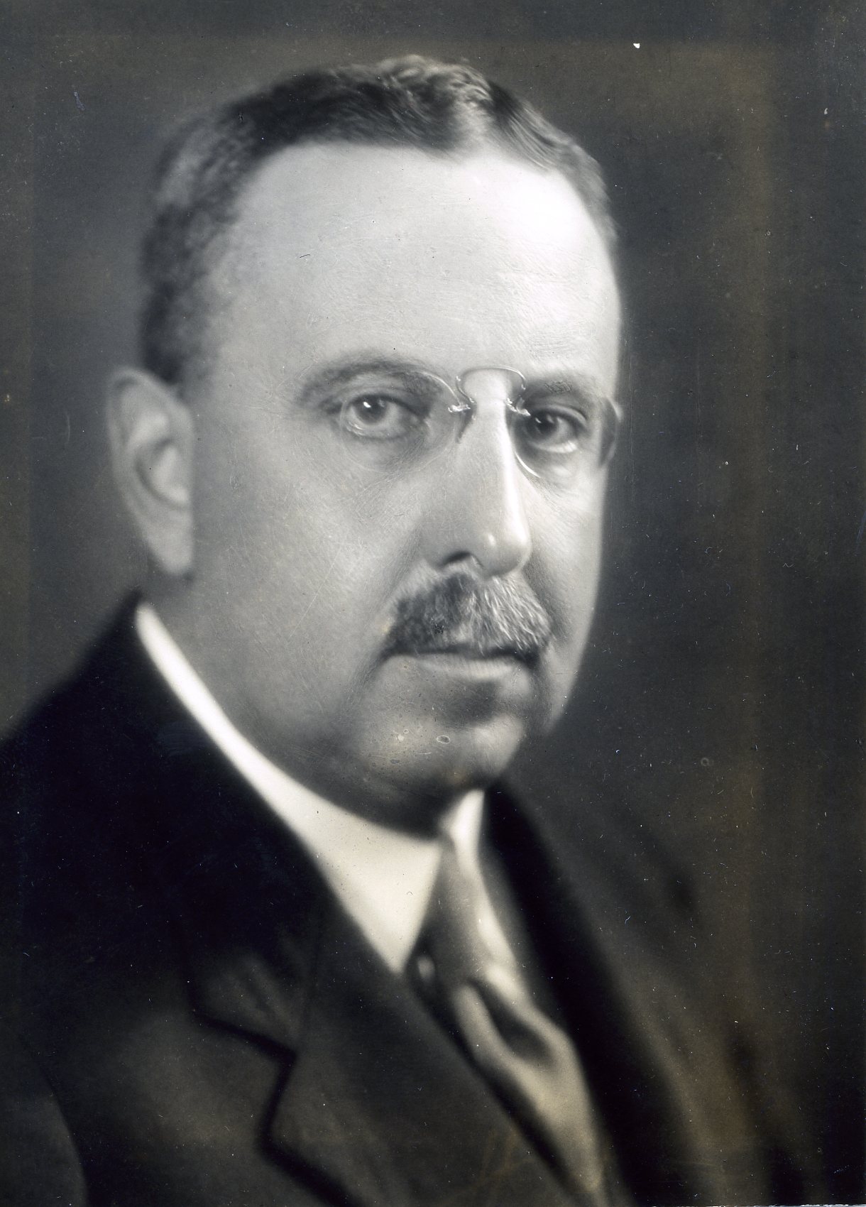 Member portrait of Albert H. Wiggin